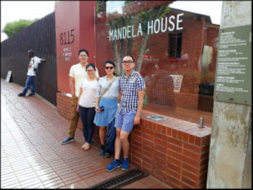 Johannesburg: Soweto Half Day Guided Tour