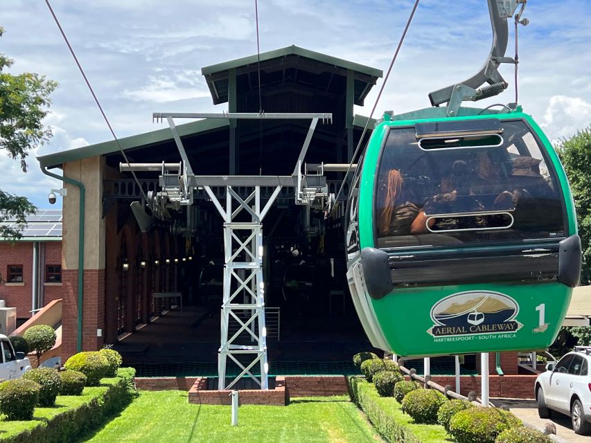 Johannesburg: Wine Tasting and Cableway Half Day Tour