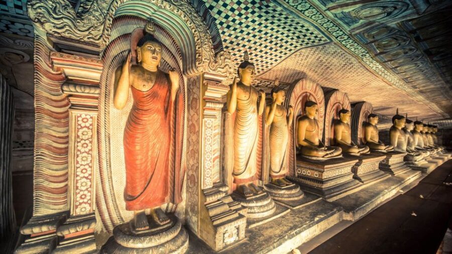 Kandy to Sigiriya Drop – By Tuk Tuk – Sigiriya