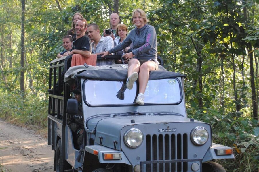 Kathmandu: 3-Day Chitwan Safari Tour With Hotel Transfer
