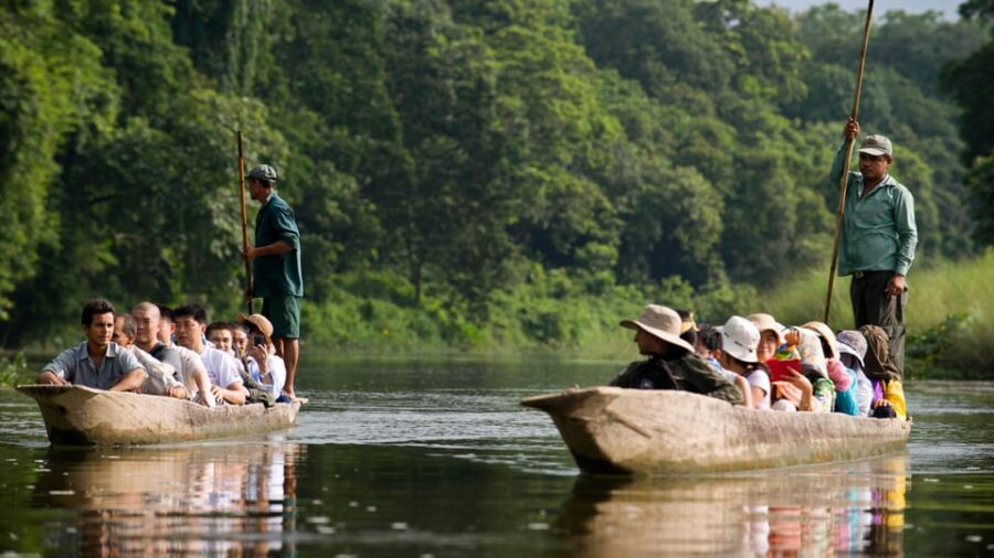 Kathmandu: 3 Days Luxury Chitwan Tour With Flights