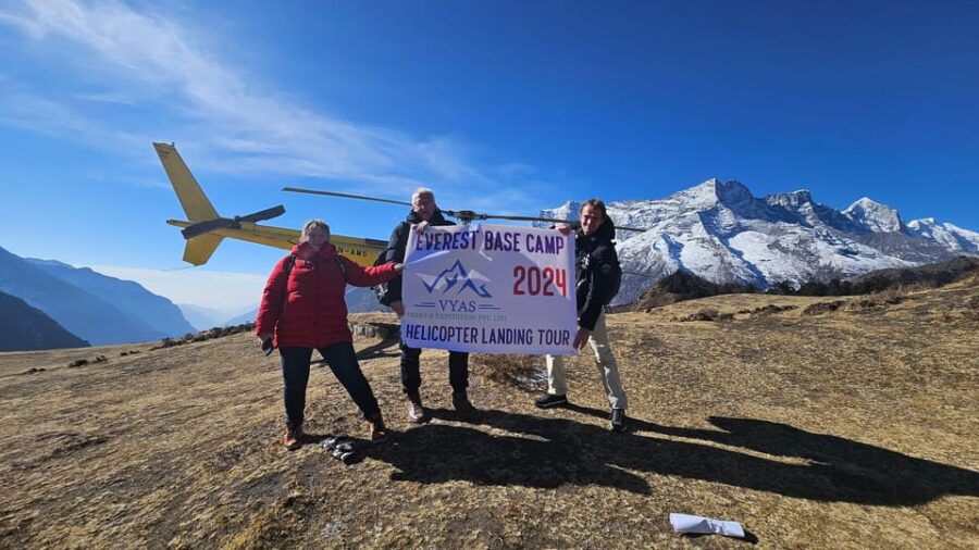 Kathmandu: Everest Helicopter Tour With Guaranteed Landing - Tour Overview