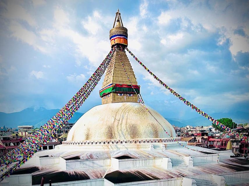 Kathmandu: Morning Yoga & Kathmandus UNESCO Sites Tour