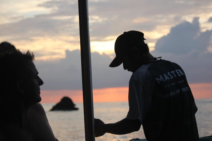 Ko Phi Phi Don: Speedboat Day Trip With Shark Snorkeling