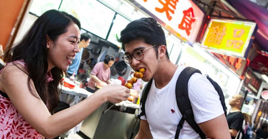 Kowloon: Private Night Markets & Street Food Experience