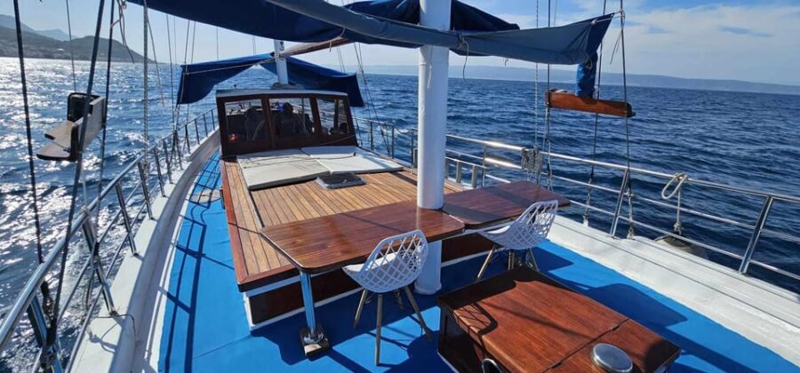 Krilo Jesenice/Omiš/Podstrana/Split: Daily Boat Trips