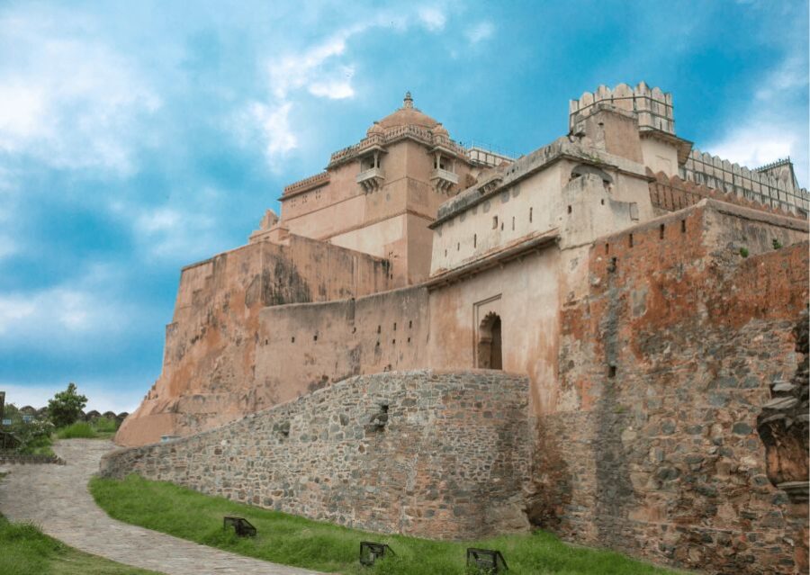 Kumbhalgarh Trails (Guided Full Day Tour From Udaipur)