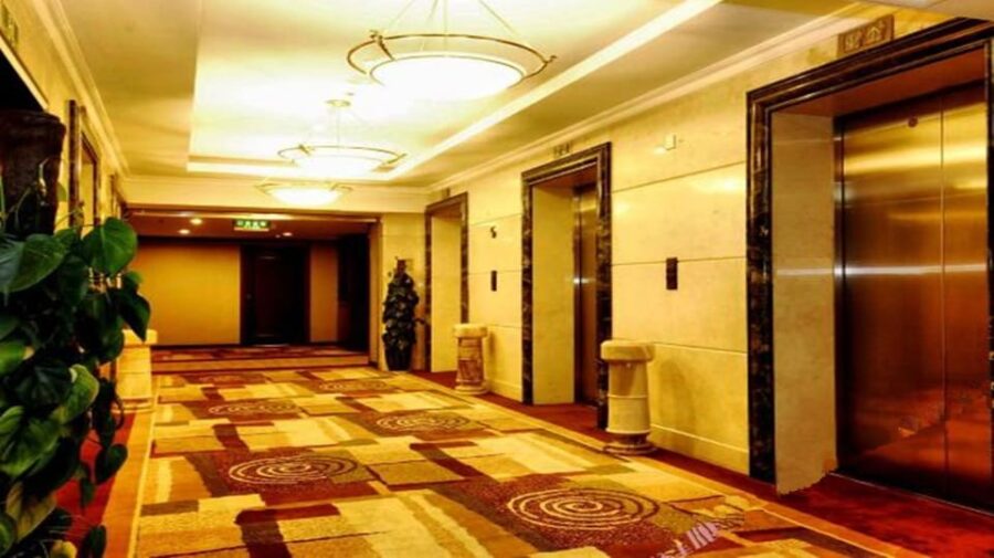 Kunming Airport Pick-up and Hotel - Service Overview