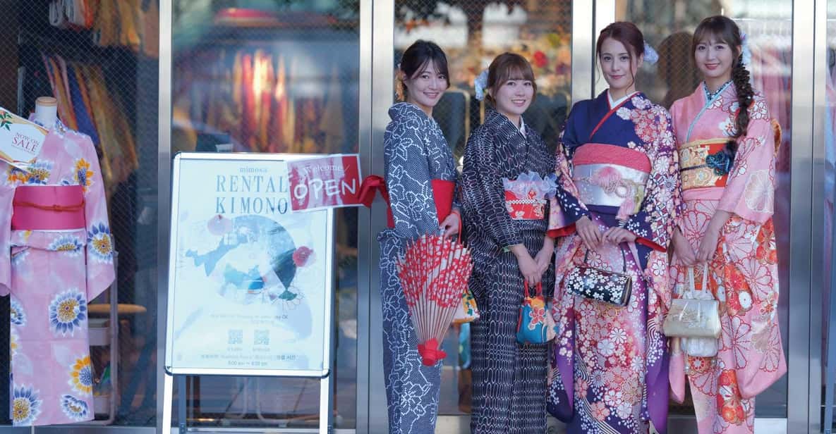 Kyoto Sightseeing in a Beautiful KIMONO (near Kyoto Station)