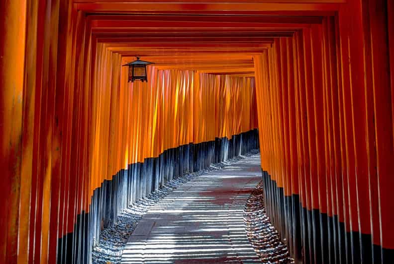 Kyoto: Timeless Majesty of Fushimi Inari Shrine Audio Guide - Fushimi Inaris Rich History