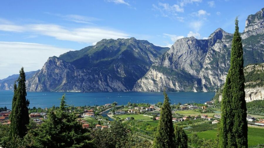 Lake Garda: E-Bike Private Full-Day Tour