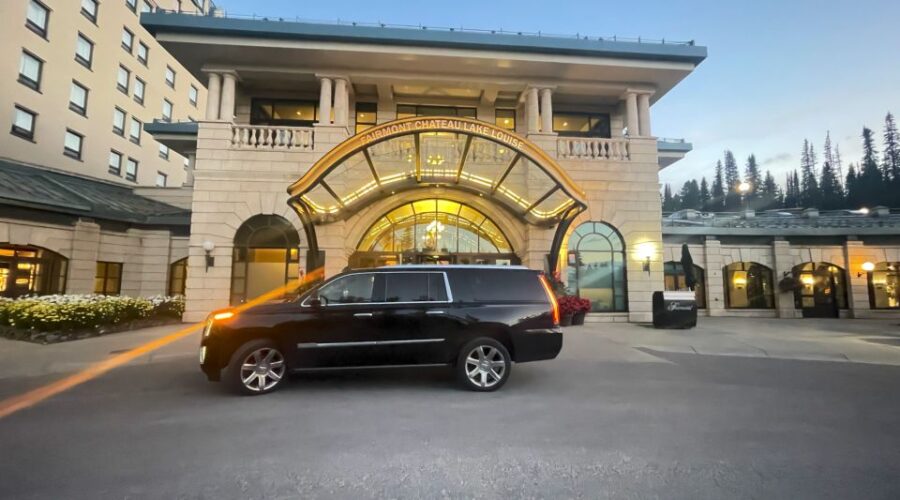 Lake Louise: Calgary to Lake Louise Private Transfer 1 Way