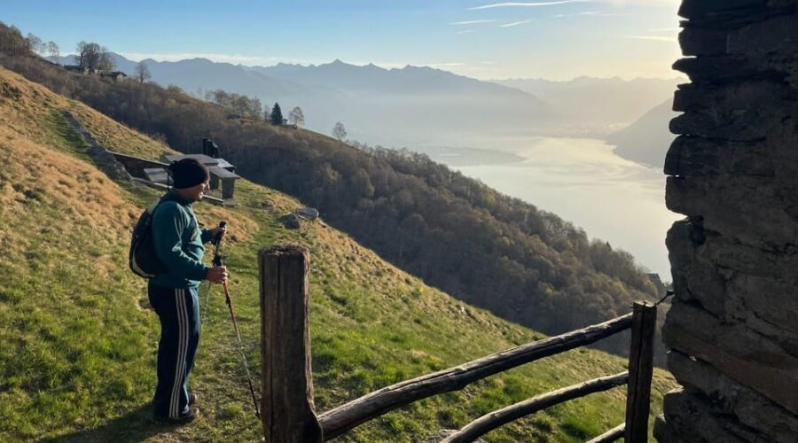Lake Maggiore: Smugglers Trekking Across the Border