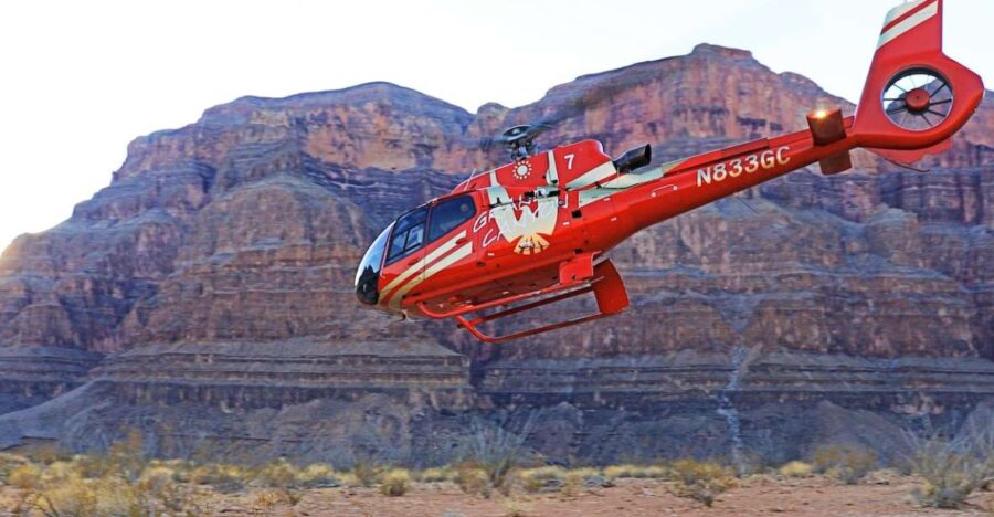 Las Vegas: Grand Canyon Helicopter Ride, Boat Tour & Skywalk