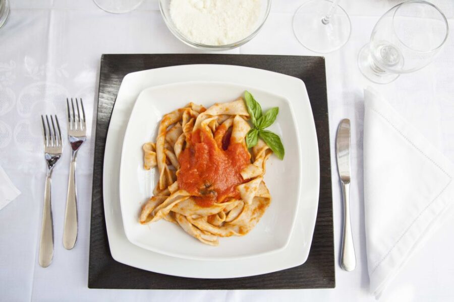 Lecce: Private Pasta-Making Class at a Locals Home
