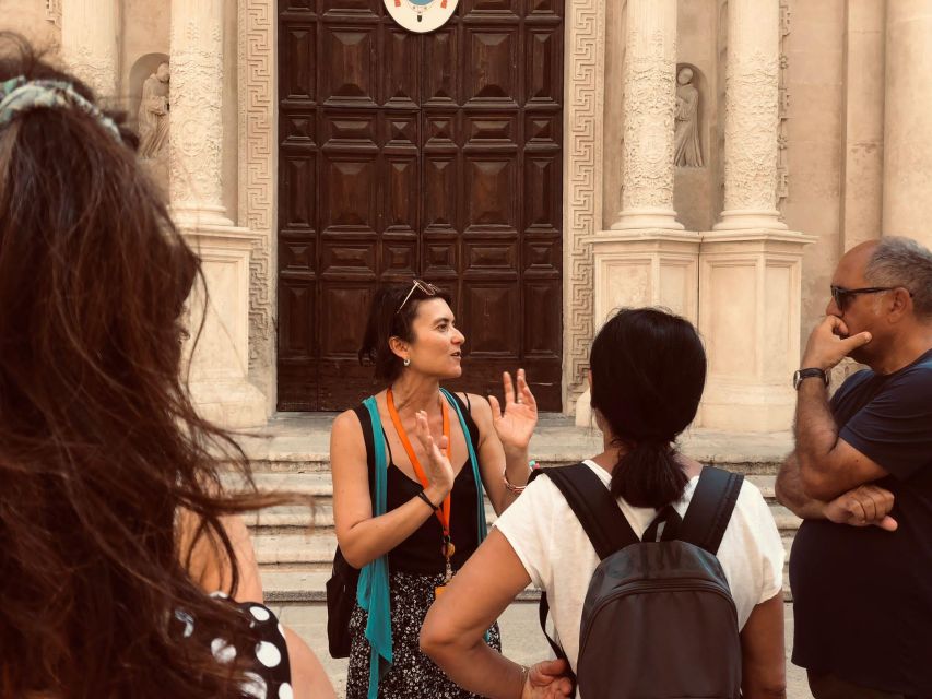 Lecce to Discover: 2-Hour Walking Tour