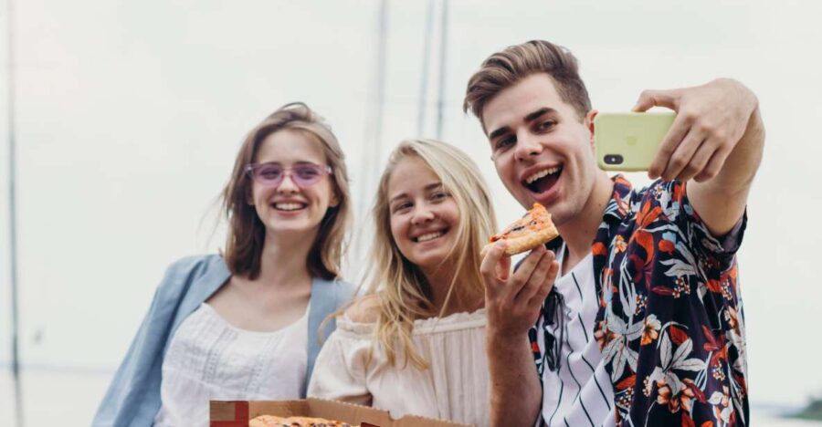 Liège: Bachelorette Party Outdoor Smartphone Game