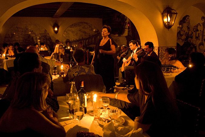Lisbon: Authentic Fado Show, Dinner and Night Tour - Tour Overview