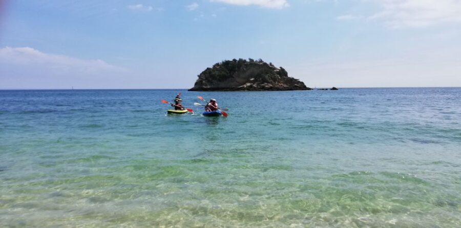 Lisbon: Full-Day Arrabida Kayak Tour With Picnic