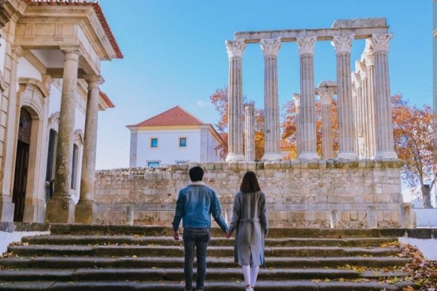 Lisbon: Private Full Day Evora & Alentejo Wine Tour