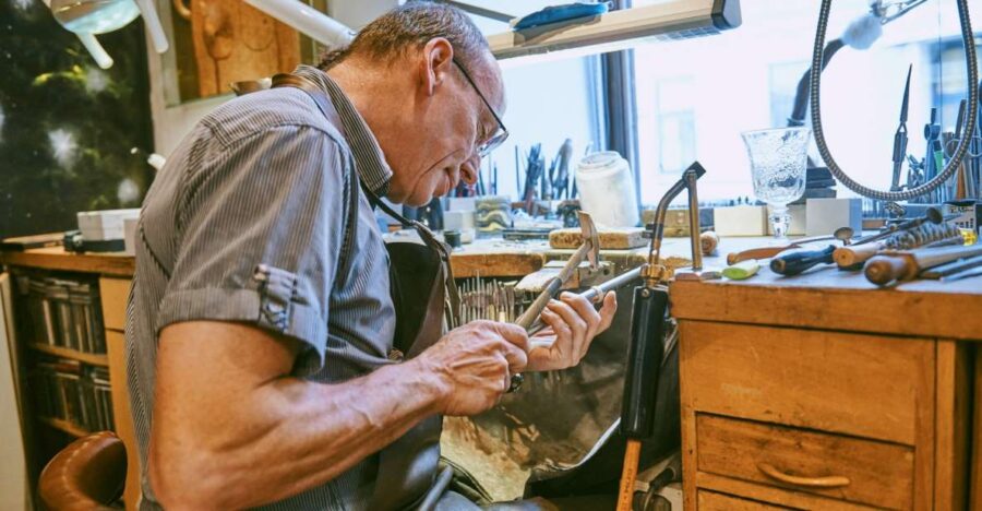 Ljubljana: Private Goldsmithery & Jewelry Workshop and Tour