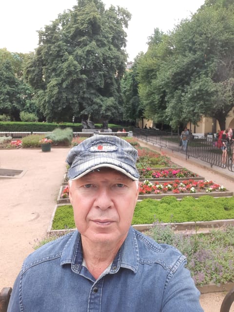 LOCATION: Karlovy Vary City Tour