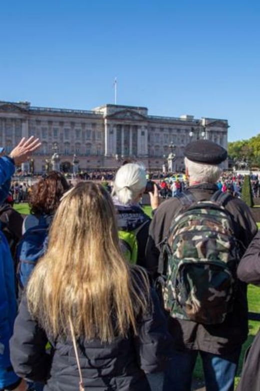 London: Buckingham Palace and Royal London Walking Tour - Tour Overview