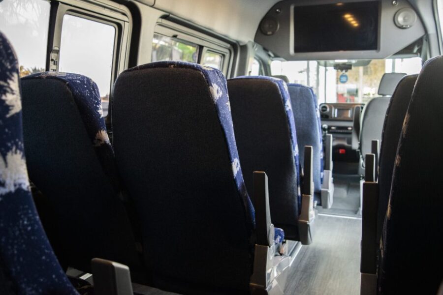 Los Cabos: Roundtrip Airport to Hotel Corridor Shared Van