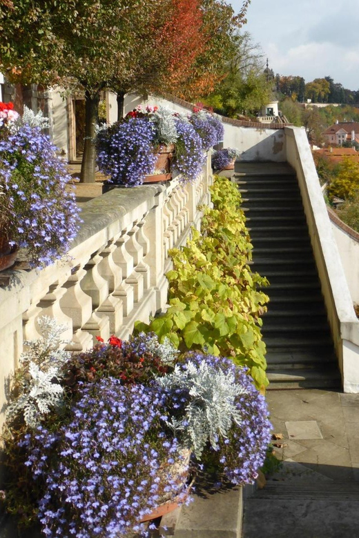 Lourdes: Express Walk With a Local in 60 Minutes