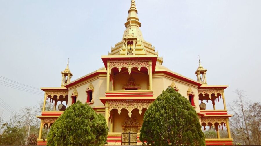Luang Prabang: Private Must-See Sights and Mount Phousi Tour - Tour Overview