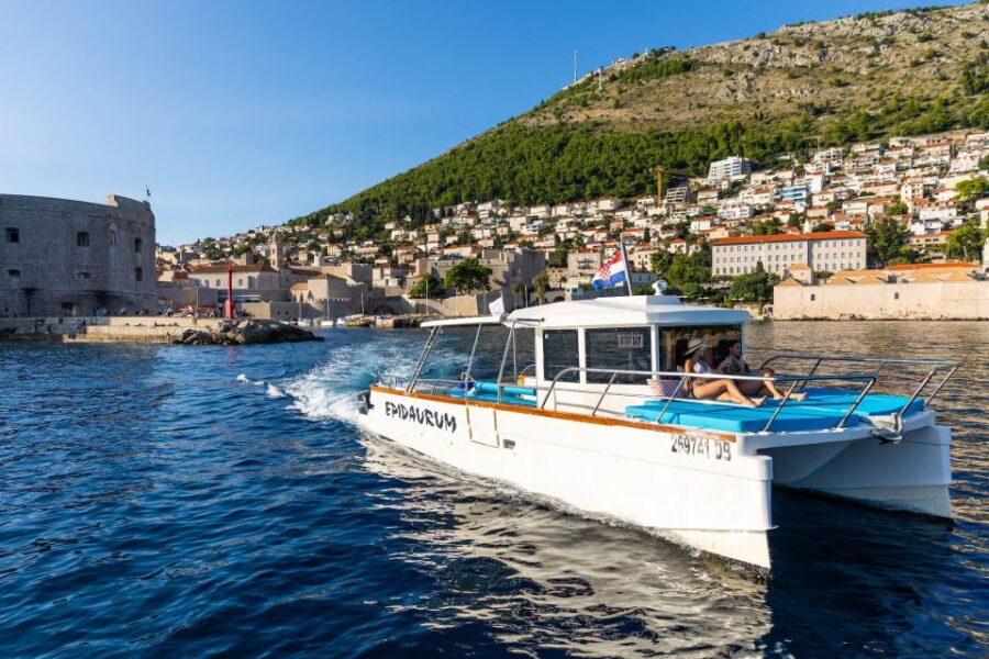 Lux Cat Allegra Private Boat Tour
