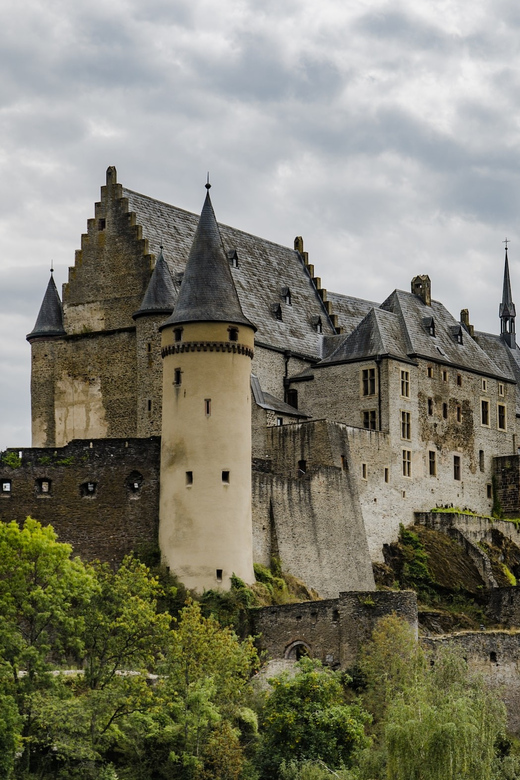 Luxembourg: Express Walk With a Local in 60 Minutes - Activity Overview