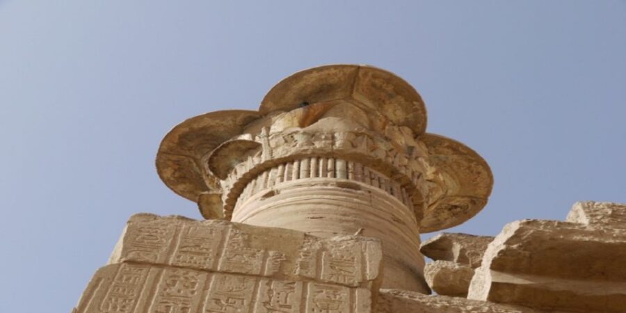 Luxor: Habu, Deir El Medina, Shared Tour, Guide, and Lunch