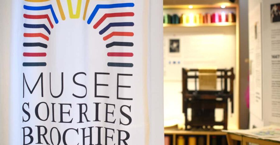 Lyon: Admission Ticket to Brochier Soieries Silk Museum