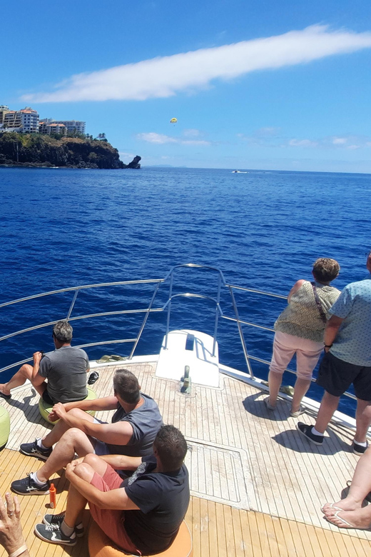 Madeira: Boat Trip With Lunch, Drinks, and Hotel Transfer