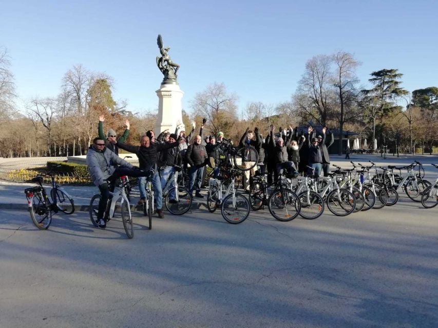 Madrid: Retiro Park and Literary Quarter by Bike