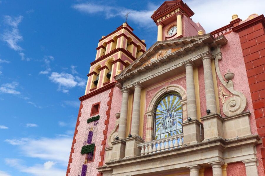 Magic, Wine and Cheese: Bernal and Tequis Day Trip