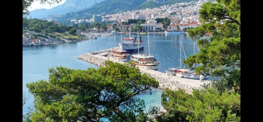 Makarska: Scenic Coastal Hike & Swim Tour