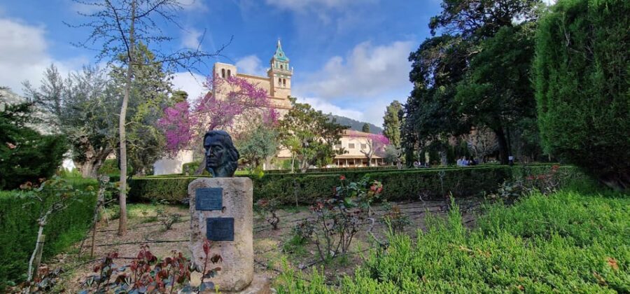 Mallorca: West Coast & Orange Valley Minibus Tour GERMAN GUIDE