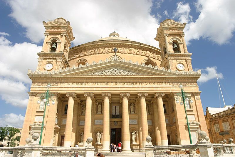 Malta: Mosta, Crafts Village, Mdina & Valletta Full-Day Tour