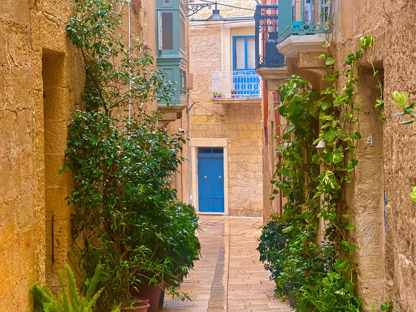 Malta: Three Cities Walking Tour Incl Inquisitors Palace