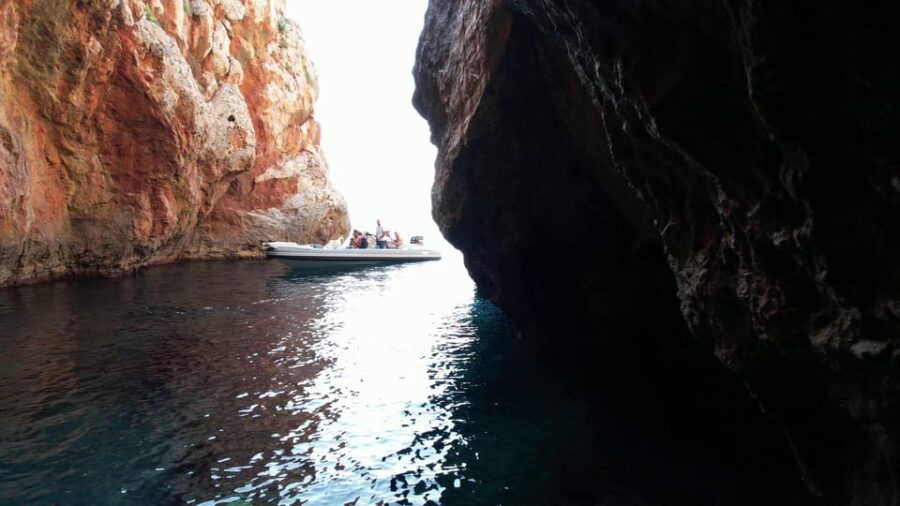 Mani Boats Kardamili – Rent Self Drive Boats or Speed Boats