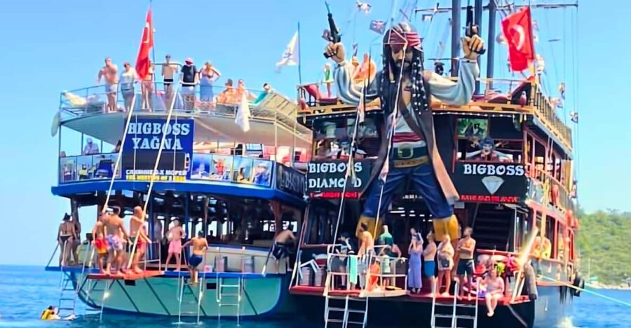Marmaris: Big Boss Diamond Pirate Boat Trip
