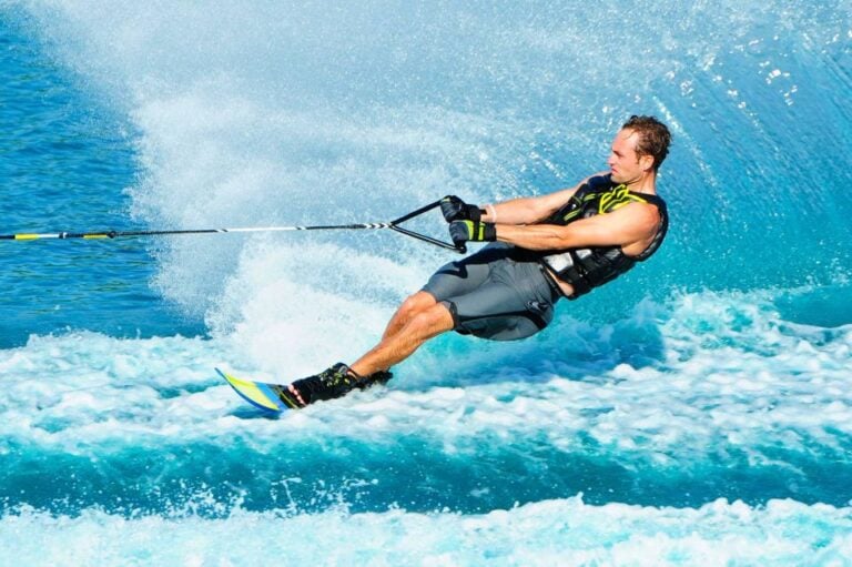 Marmaris: Jet Ski, Jet Car, Flyboard, or Parasailing Trip