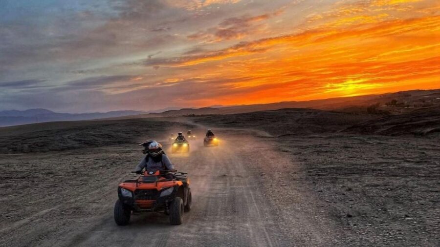 Marrakech: Agafay Desert Quad Biking Tour With Dinner & Show