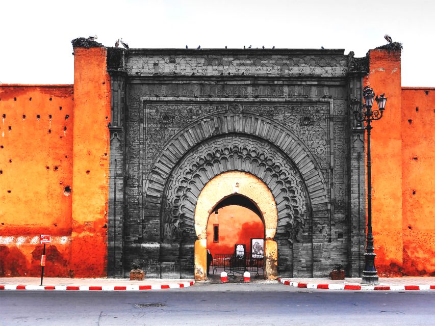 Marrakech: Horse-Drawn Carriage Tour - Activity Overview