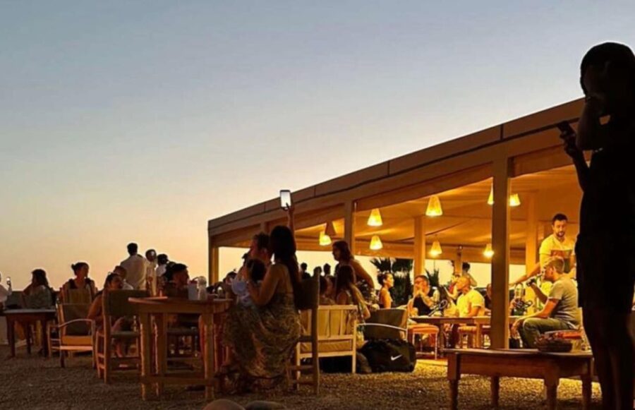 Marrakesh: Agafay Desert 3-Course Dinner Show & Pool Access