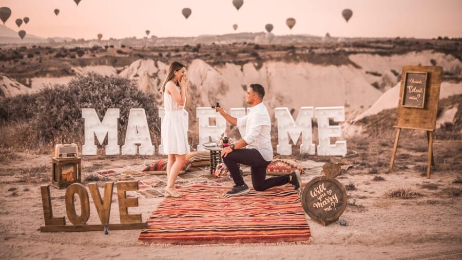 Marriage Proposal Surprise & Engagement in Cappadocia