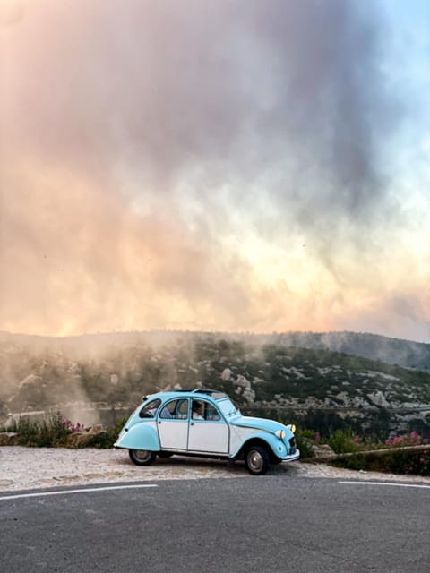 Marseille to Cassis Private Tour by 2CV Citroën