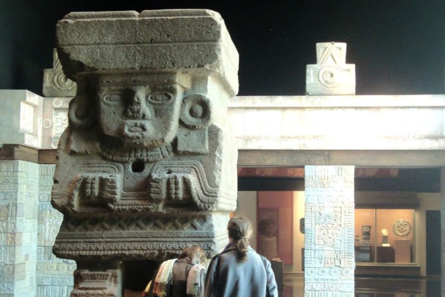 Mexico City: Chapultepec Castle and Anthropology Museum Tour